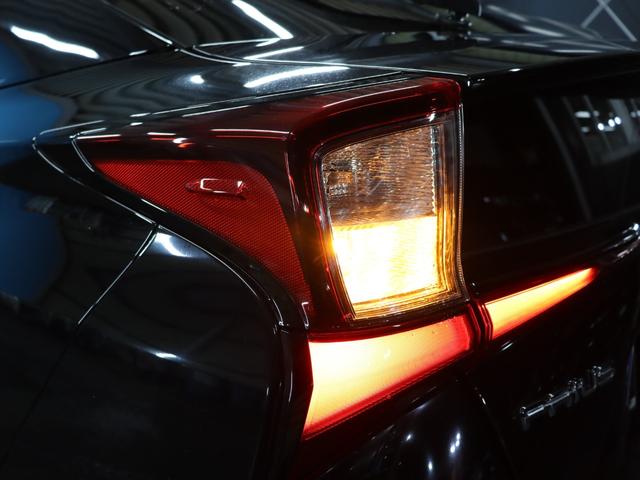 TOYOTA PRIUS A TOURING SELECTION