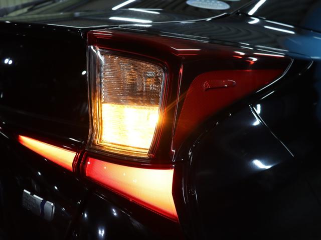 TOYOTA PRIUS A TOURING SELECTION
