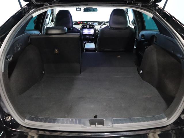 TOYOTA PRIUS A TOURING SELECTION