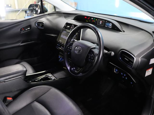 TOYOTA PRIUS A TOURING SELECTION