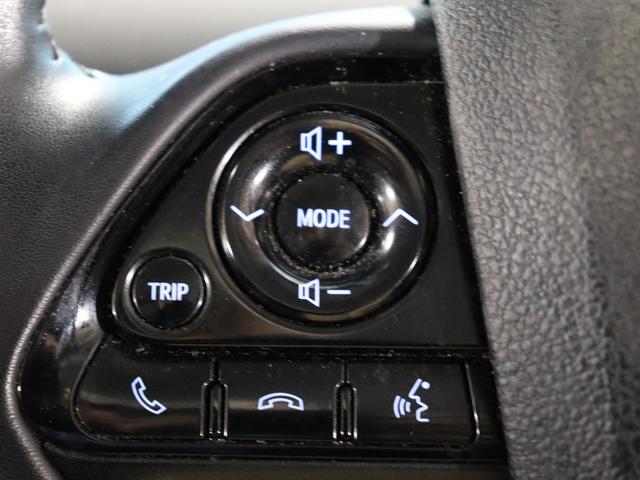 TOYOTA PRIUS A TOURING SELECTION
