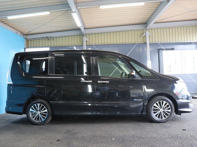 NISSAN SERENA HIGHWAY STAR S-HYBRID ADVANCED SAFETY PACKAGE