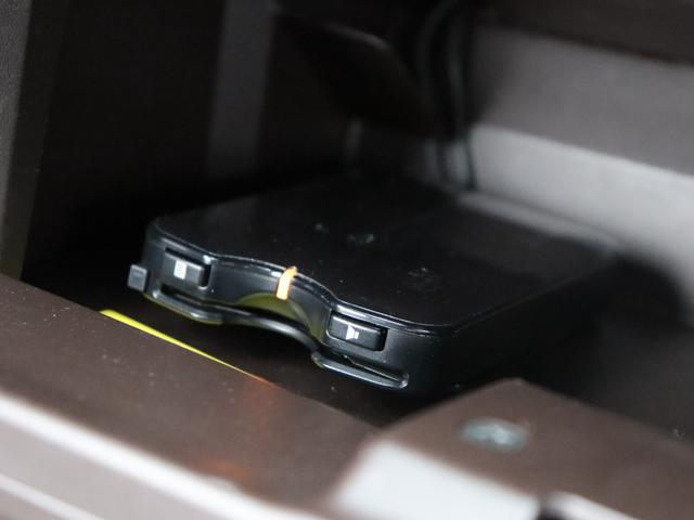 コペン ローブ SDナビ/バックカメラ/フルセグTV/禁煙車/LEDヘッドライト/社外16インチアルミホイール/前後ドライブレコーダー/Bluetooth/シートヒーター/スマートキー/DVD再生可/ターボ(15枚目)