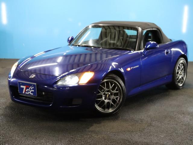 S2000 ベースグレード BBS17インチアルミRG-R/禁煙車/社外マフラー/ハーフレザーシート/キーレスエントリー/HIDヘッドライト/電動ソフトトップ/革巻きステアリングホイール/SRSエアバッグ/リモコンキー(16枚目)