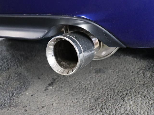 S2000 ベースグレード BBS17インチアルミRG-R/禁煙車/社外マフラー/ハーフレザーシート/キーレスエントリー/HIDヘッドライト/電動ソフトトップ/革巻きステアリングホイール/SRSエアバッグ/リモコンキー(36枚目)