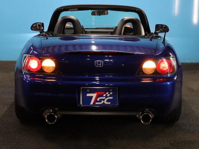S2000 ベースグレード BBS17インチアルミRG-R/禁煙車/社外マフラー/ハーフレザーシート/キーレスエントリー/HIDヘッドライト/電動ソフトトップ/革巻きステアリングホイール/SRSエアバッグ/リモコンキー(37枚目)