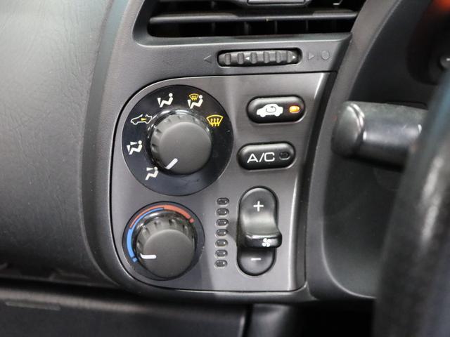 S2000 ベースグレード BBS17インチアルミRG-R/禁煙車/社外マフラー/ハーフレザーシート/キーレスエントリー/HIDヘッドライト/電動ソフトトップ/革巻きステアリングホイール/SRSエアバッグ/リモコンキー(48枚目)