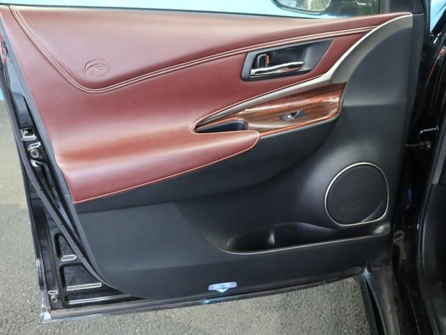 ハリアー プレミアム　アドバンスドパッケージ　ムーンルーフ／モデリスタフルエアロ／ＪＢＬプレミアムサウンド／全方位カメラ／クリアランスソナー／アダプティブクルーズ／フルセグ／Ｂｌｕｅｔｏｏｔｈオーディオ／禁煙車／パワーシート（53枚目）