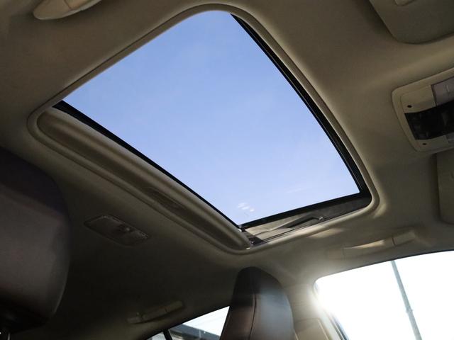 CT CT200h バージョンC 後期型/ムーンルーフ/L_texファブリックコンビシートセット/バックカメラ/ドライブレコーダー/シートヒーター/セーフティシステムプラス/ブルーレイ再生/禁煙/ETC2.0/パワーシート/USB入力(9枚目)