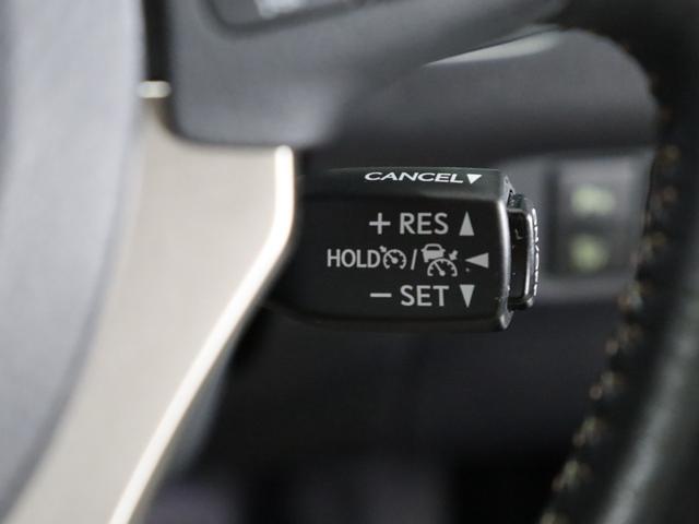 CT CT200h バージョンC 後期型/ムーンルーフ/L_texファブリックコンビシートセット/バックカメラ/ドライブレコーダー/シートヒーター/セーフティシステムプラス/ブルーレイ再生/禁煙/ETC2.0/パワーシート/USB入力(12枚目)