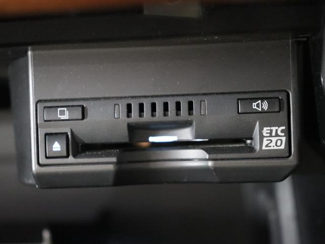 CT CT200h バージョンC 後期型/ムーンルーフ/L_texファブリックコンビシートセット/バックカメラ/ドライブレコーダー/シートヒーター/セーフティシステムプラス/ブルーレイ再生/禁煙/ETC2.0/パワーシート/USB入力(13枚目)