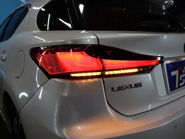 CT CT200h バージョンC 後期型/ムーンルーフ/L_texファブリックコンビシートセット/バックカメラ/ドライブレコーダー/シートヒーター/セーフティシステムプラス/ブルーレイ再生/禁煙/ETC2.0/パワーシート/USB入力(35枚目)