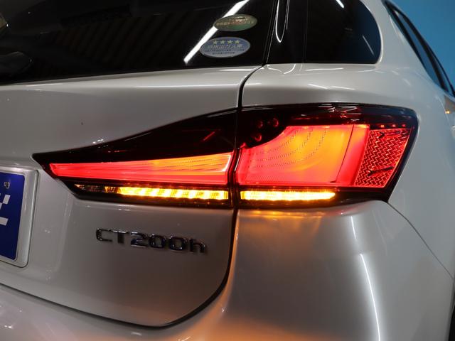 CT CT200h バージョンC 後期型/ムーンルーフ/L_texファブリックコンビシートセット/バックカメラ/ドライブレコーダー/シートヒーター/セーフティシステムプラス/ブルーレイ再生/禁煙/ETC2.0/パワーシート/USB入力(36枚目)