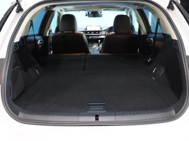 CT CT200h バージョンC 後期型/ムーンルーフ/L_texファブリックコンビシートセット/バックカメラ/ドライブレコーダー/シートヒーター/セーフティシステムプラス/ブルーレイ再生/禁煙/ETC2.0/パワーシート/USB入力(40枚目)