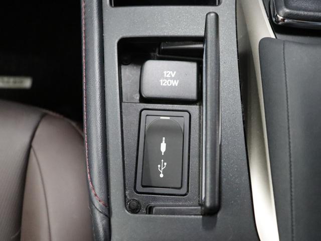 CT CT200h バージョンC 後期型/ムーンルーフ/L_texファブリックコンビシートセット/バックカメラ/ドライブレコーダー/シートヒーター/セーフティシステムプラス/ブルーレイ再生/禁煙/ETC2.0/パワーシート/USB入力(68枚目)