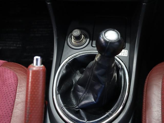 アルテッツァ RS200 クオリタート タイベル交換済/エクセーヌシートセット/フジツボ製純正マフラー/禁煙/TEIN車高調/クスコタワーバー/ナビ/Bluetooth/フルセグ/HIDヘッドライト/パワーシート/ハーフレザーシート/ETC(9枚目)