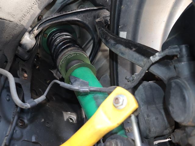 アルテッツァ RS200 クオリタート タイベル交換済/エクセーヌシートセット/フジツボ製純正マフラー/禁煙/TEIN車高調/クスコタワーバー/ナビ/Bluetooth/フルセグ/HIDヘッドライト/パワーシート/ハーフレザーシート/ETC(50枚目)