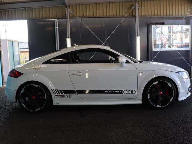 ＴＴクーペ ２．０ＴＦＳＩ　Ｓラインパッケージ／純正ナビ／Ｂｌｕｅｔｏｏｔｈオーディオ／フルセグ／Ｂカメラ／ＥＴＣ／電動格納ミラー／オートライト／バックフォグ／ＭＴモード／社外１９インチＡＷ（19枚目）