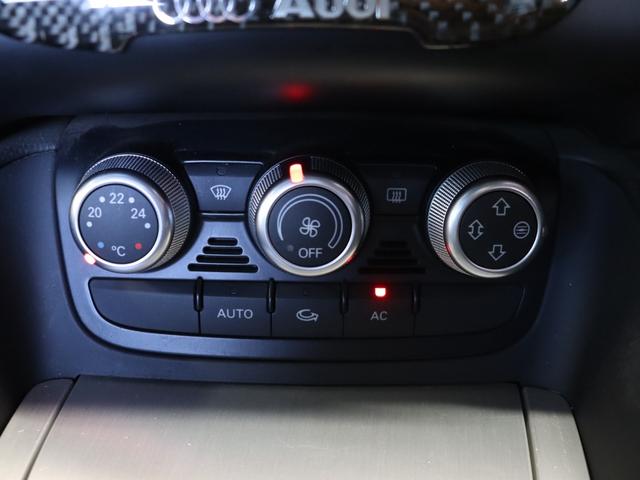 ＴＴクーペ ２．０ＴＦＳＩ　Ｓラインパッケージ／純正ナビ／Ｂｌｕｅｔｏｏｔｈオーディオ／フルセグ／Ｂカメラ／ＥＴＣ／電動格納ミラー／オートライト／バックフォグ／ＭＴモード／社外１９インチＡＷ（51枚目）