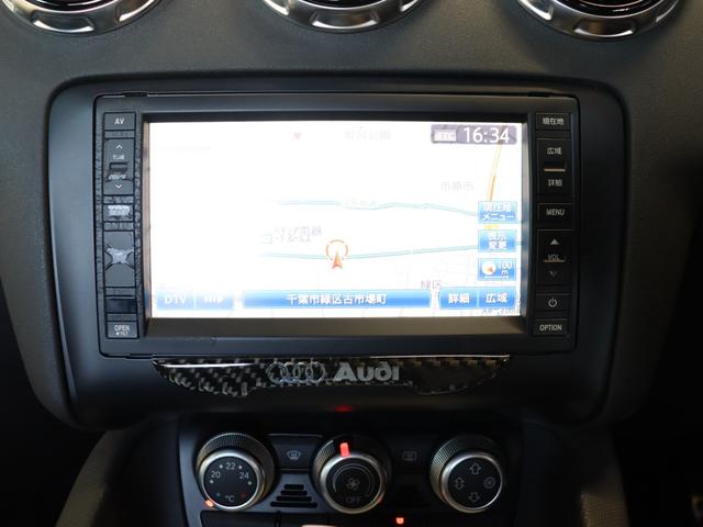 ＴＴクーペ ２．０ＴＦＳＩ　Ｓラインパッケージ／純正ナビ／Ｂｌｕｅｔｏｏｔｈオーディオ／フルセグ／Ｂカメラ／ＥＴＣ／電動格納ミラー／オートライト／バックフォグ／ＭＴモード／社外１９インチＡＷ（52枚目）