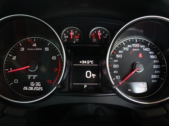 ＴＴクーペ ２．０ＴＦＳＩ　Ｓラインパッケージ／純正ナビ／Ｂｌｕｅｔｏｏｔｈオーディオ／フルセグ／Ｂカメラ／ＥＴＣ／電動格納ミラー／オートライト／バックフォグ／ＭＴモード／社外１９インチＡＷ（54枚目）