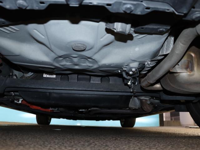 アクア G GRスポーツ・17インチパッケージ 禁煙車/ハーフレザーシート/17インチAW/トヨタセーフティセンス/純正ナビ/フルセグTV/バックカメラ/ETC/Bluetooth/ETC/衝突軽減ブレーキ/クルーズコントロール/LEDヘッドライト(18枚目)