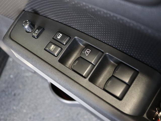 エクストレイル 20Xt ハイパールーフレール/デイトナ風16インチホイール&BFGOODRICHホワイトレターマッドタイヤ/サンルーフ/禁煙/社外マフラー/純正メモリーナビ/Bluetooth/フルセグ/Bカメラ/ETC(56枚目)