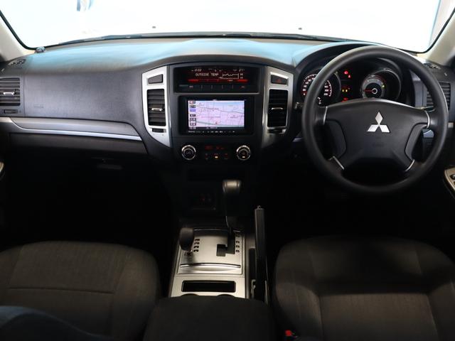 インパネ周りの使用感も少なく、状態の良いお車です!ご不明点やご来店のお際は是非お電話でご連絡下さい!