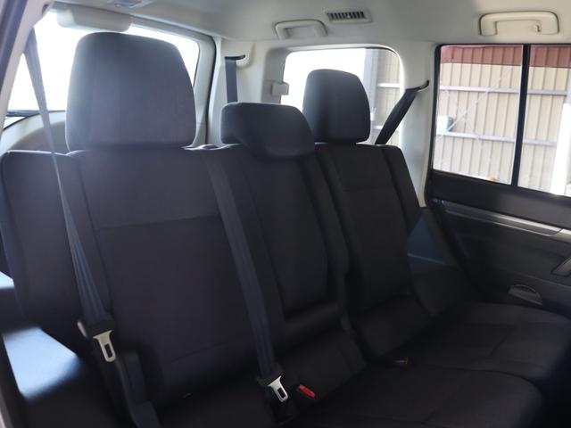 座面のスレや傷みがなく、高品質です!ご不明点やご来店のお際は是非お電話でご連絡下さい!