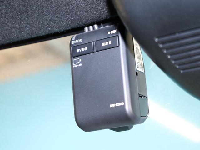 N-BOXカスタム ターボコーディネートスタイル 純正9インチナビ/Bluetooth/フルセグ/Bカメラ/ドライブレコーダー前後/禁煙/フルレザーシート/シートヒーター/両側電動スライドドア/アダクティブクルーズコントロール/ETC/純正15インチ(14枚目)