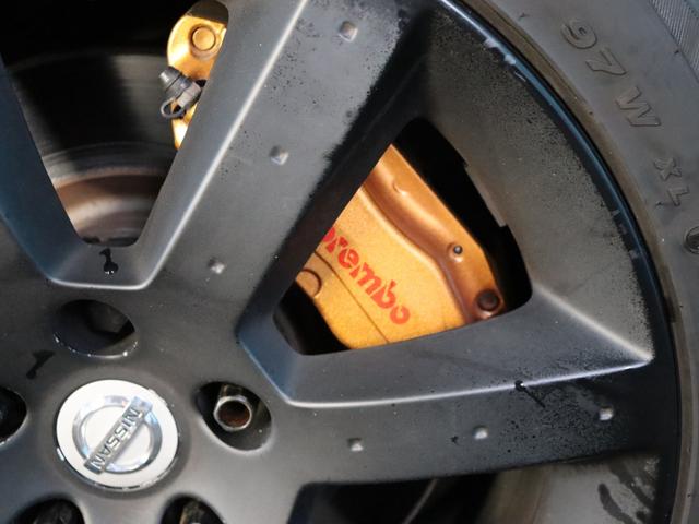 フェアレディZ バージョンニスモ N-Styleフルバケットシート/社外2本出しマフラー/NADIハンドル/3連メーター/ブレンボキャリパー/純正マルチナビ/キーレス/禁煙(33枚目)