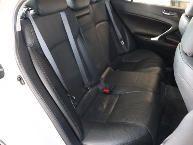 IS IS250 バージョンL 禁煙車/社外エアロ/スピンドルグリル仕様/クルーズコントロール/バックカメラ/ENKEI18インチAW/純正ホイール付属/シートヒータ&ベンチレーション/ETC/純正HDDナビ/ミュージックサーバー(7枚目)