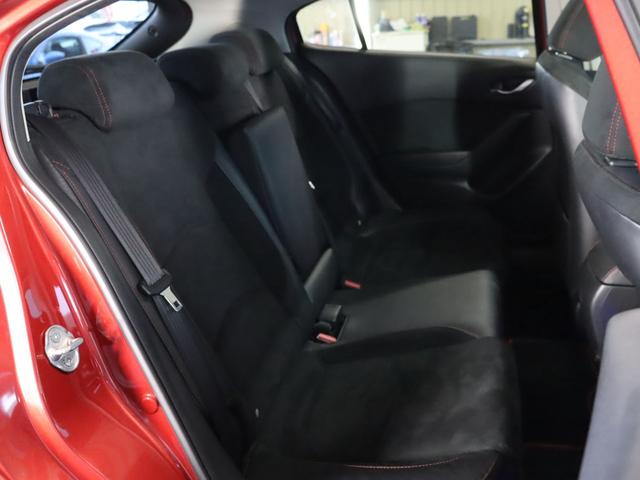 アクセラスポーツ XD 禁煙/マツダスピードエアロ/大型リアスポイラー/サンルーフ/BOSEサウンド/レーダークルーズ/衝突軽減ブレーキ/レーンキープ/社外AW/純正ナビ/フルセグ視聴/Bluetooth接続/シートヒーター(8枚目)