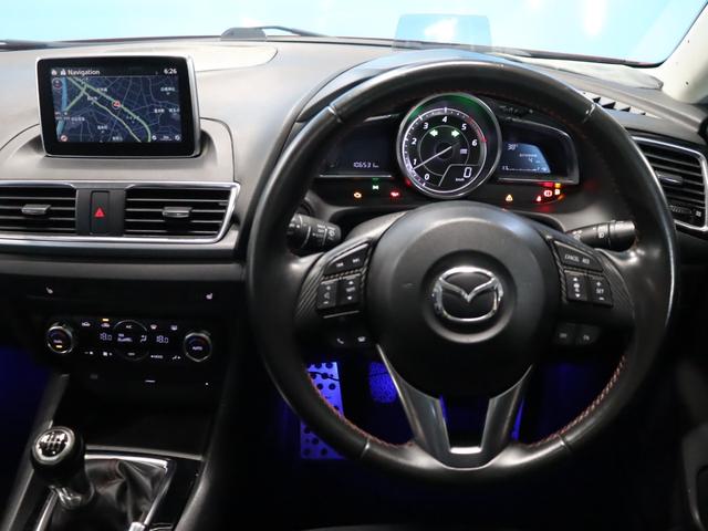 アクセラスポーツ XD 禁煙/マツダスピードエアロ/大型リアスポイラー/サンルーフ/BOSEサウンド/レーダークルーズ/衝突軽減ブレーキ/レーンキープ/社外AW/純正ナビ/フルセグ視聴/Bluetooth接続/シートヒーター(26枚目)