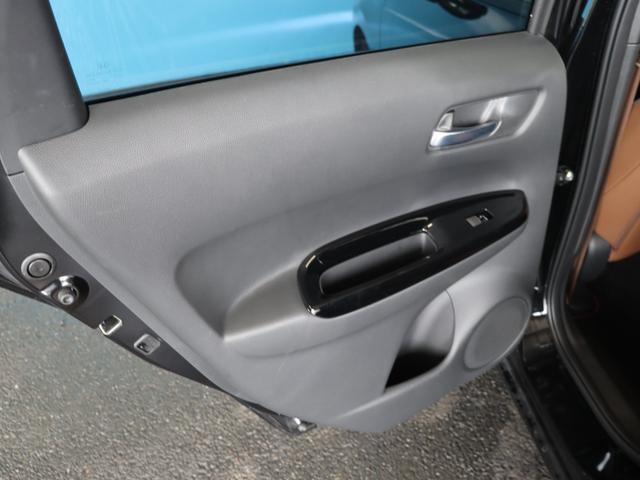 フィット e:HEVリュクス ブラウン革ハーフレザーシート/コンフォートビューパッケージ/置くだけ充電/純正8インチナビ/バックカメラ/Bluetooth接続/衝突軽減ブレーキ/アダプティブクルーズコントロール(40枚目)