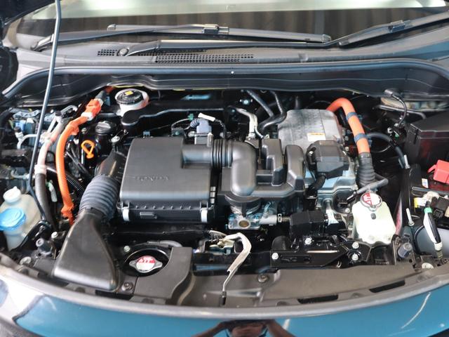 フィット e:HEVリュクス ブラウン革ハーフレザーシート/コンフォートビューパッケージ/置くだけ充電/純正8インチナビ/バックカメラ/Bluetooth接続/衝突軽減ブレーキ/アダプティブクルーズコントロール(56枚目)