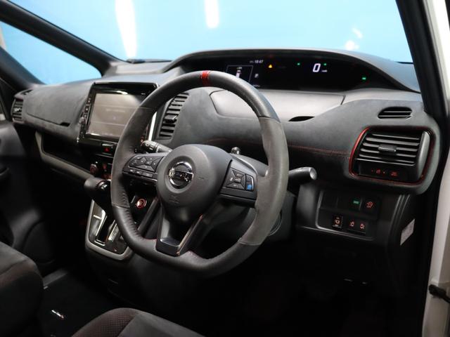 セレナ ニスモ　セーフティパック／純正９インチナビゲーション／後席フリップダウンモニター／全方位カメラ／アダプティブクルーズコントロール／プロパイロット／フルセグ／Ｂｌｕｅｔｏｏｔｈオーディオ／両側電動スライドドア（11枚目）