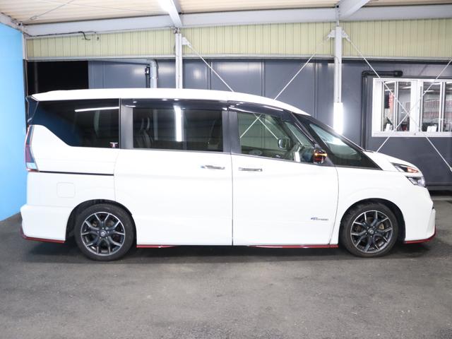 セレナ ニスモ　セーフティパック／純正９インチナビゲーション／後席フリップダウンモニター／全方位カメラ／アダプティブクルーズコントロール／プロパイロット／フルセグ／Ｂｌｕｅｔｏｏｔｈオーディオ／両側電動スライドドア（17枚目）