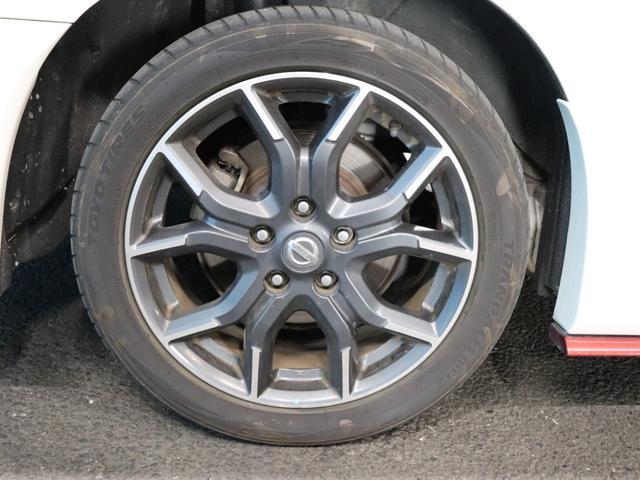 セレナ ニスモ　セーフティパック／純正９インチナビゲーション／後席フリップダウンモニター／全方位カメラ／アダプティブクルーズコントロール／プロパイロット／フルセグ／Ｂｌｕｅｔｏｏｔｈオーディオ／両側電動スライドドア（26枚目）