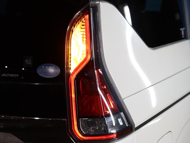 セレナ ニスモ　セーフティパック／純正９インチナビゲーション／後席フリップダウンモニター／全方位カメラ／アダプティブクルーズコントロール／プロパイロット／フルセグ／Ｂｌｕｅｔｏｏｔｈオーディオ／両側電動スライドドア（33枚目）