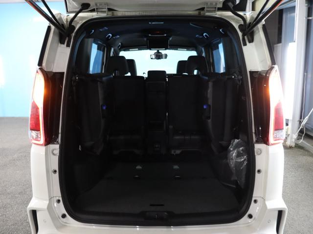 セレナ ニスモ　セーフティパック／純正９インチナビゲーション／後席フリップダウンモニター／全方位カメラ／アダプティブクルーズコントロール／プロパイロット／フルセグ／Ｂｌｕｅｔｏｏｔｈオーディオ／両側電動スライドドア（42枚目）