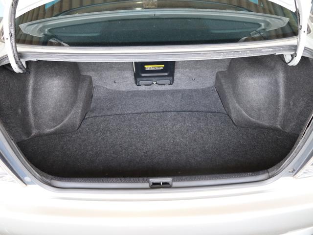 アルテッツァ ＲＳ２００　Ｚエディション　禁煙車／６速ＭＴ／ＢＬＩＴＺエアクリーナー／Ｗｅｄｓ製ＲＩＺＬＥＹ１７ＡＷ／ナビ／Ｂｌｕｅｔｏｏｔｈオーディオ／ＣＤ／ＤＶＤ再生可／キーレス／電動格納ミラー／オートライト（12枚目）