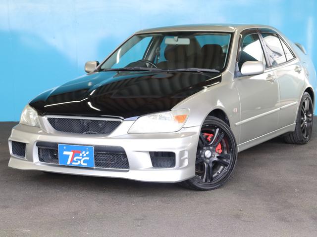 アルテッツァ ＲＳ２００　Ｚエディション　禁煙車／６速ＭＴ／ＢＬＩＴＺエアクリーナー／Ｗｅｄｓ製ＲＩＺＬＥＹ１７ＡＷ／ナビ／Ｂｌｕｅｔｏｏｔｈオーディオ／ＣＤ／ＤＶＤ再生可／キーレス／電動格納ミラー／オートライト（17枚目）