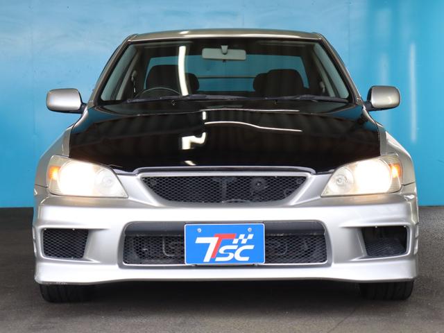 アルテッツァ ＲＳ２００　Ｚエディション　禁煙車／６速ＭＴ／ＢＬＩＴＺエアクリーナー／Ｗｅｄｓ製ＲＩＺＬＥＹ１７ＡＷ／ナビ／Ｂｌｕｅｔｏｏｔｈオーディオ／ＣＤ／ＤＶＤ再生可／キーレス／電動格納ミラー／オートライト（18枚目）