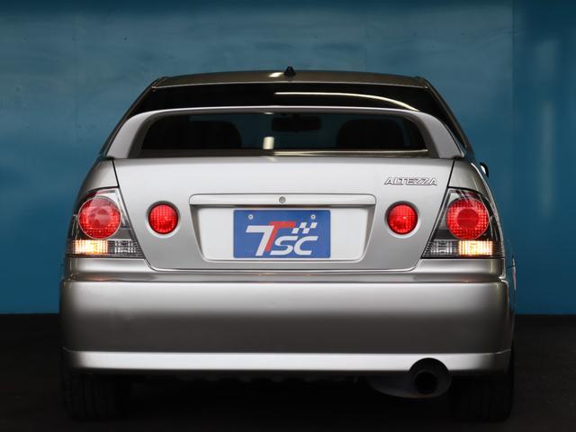 アルテッツァ ＲＳ２００　Ｚエディション　禁煙車／６速ＭＴ／ＢＬＩＴＺエアクリーナー／Ｗｅｄｓ製ＲＩＺＬＥＹ１７ＡＷ／ナビ／Ｂｌｕｅｔｏｏｔｈオーディオ／ＣＤ／ＤＶＤ再生可／キーレス／電動格納ミラー／オートライト（25枚目）