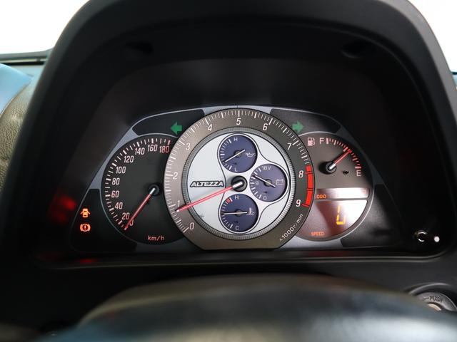 アルテッツァ ＲＳ２００　Ｚエディション　禁煙車／６速ＭＴ／ＢＬＩＴＺエアクリーナー／Ｗｅｄｓ製ＲＩＺＬＥＹ１７ＡＷ／ナビ／Ｂｌｕｅｔｏｏｔｈオーディオ／ＣＤ／ＤＶＤ再生可／キーレス／電動格納ミラー／オートライト（44枚目）