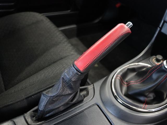 アルテッツァ ＲＳ２００　Ｚエディション　禁煙車／６速ＭＴ／ＢＬＩＴＺエアクリーナー／Ｗｅｄｓ製ＲＩＺＬＥＹ１７ＡＷ／ナビ／Ｂｌｕｅｔｏｏｔｈオーディオ／ＣＤ／ＤＶＤ再生可／キーレス／電動格納ミラー／オートライト（47枚目）