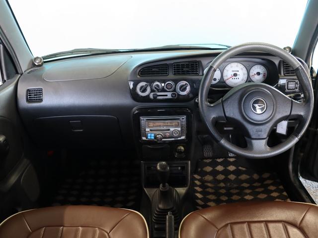 ミラジーノ ミニライトスペシャルターボ　４ＷＤ／５速ＭＴ／禁煙車／純正１４インチアルミホイール／キーレスエントリー／電動格納ミラー／エアコン／パワーステアリング／パワーウインドウ／運転席・助手席エアバッグ／ＣＤ／ブリティッシュグリーンマイカ（5枚目）