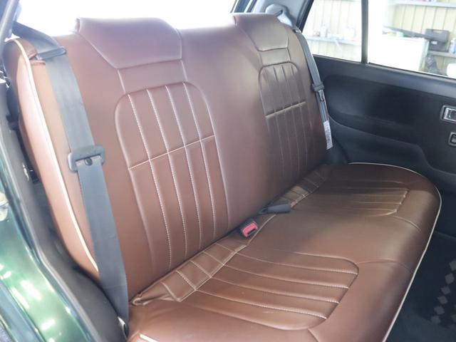 ミラジーノ ミニライトスペシャルターボ　４ＷＤ／５速ＭＴ／禁煙車／純正１４インチアルミホイール／キーレスエントリー／電動格納ミラー／エアコン／パワーステアリング／パワーウインドウ／運転席・助手席エアバッグ／ＣＤ／ブリティッシュグリーンマイカ（7枚目）