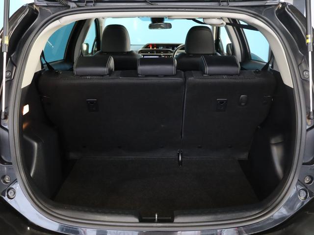 アクア Ｇ　Ｇ’ｓ　スマートエントリーＰＫＧ／ナビレディＰＫＧ／禁煙／ＫＥＮＷＯＯＤナビ／Ｂｌｕｅｔｏｏｔｈオーディオ／フルセグ／Ｂカメラ／衝突軽減システム／レーンキープ／オートマチックハイビーム／クルコン／ＥＴＣ（16枚目）